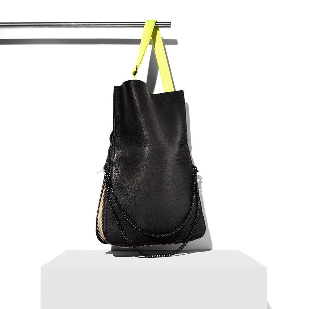 Ampersand And Apostrophe Buffalo Tote